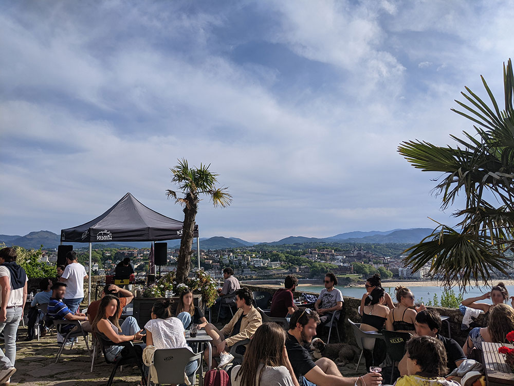 El Polvorin bar at the top of Monte Urgull