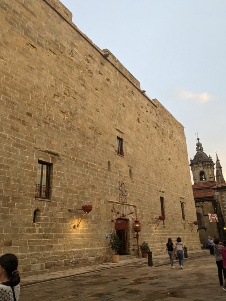 Castillo de carlos v en plaza de armas hondarribia