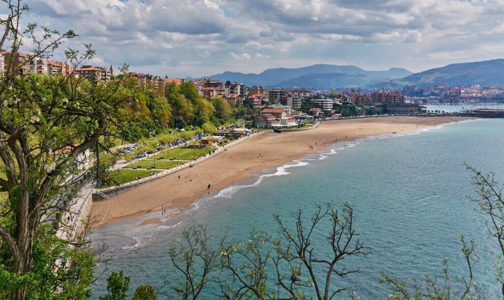 Playa de Ereaga cerca de bilbao