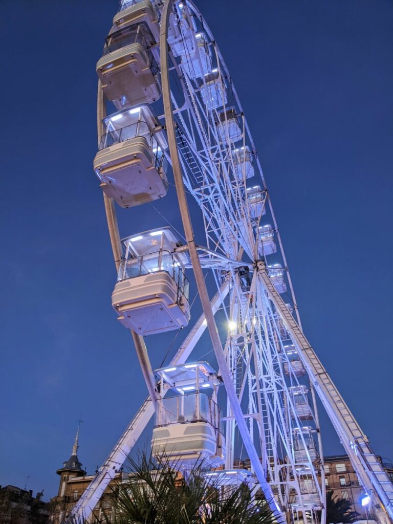 The ferris wheel at Christmas in San Sebastian