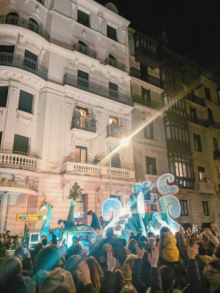 The three kings arriving in San Sebastian